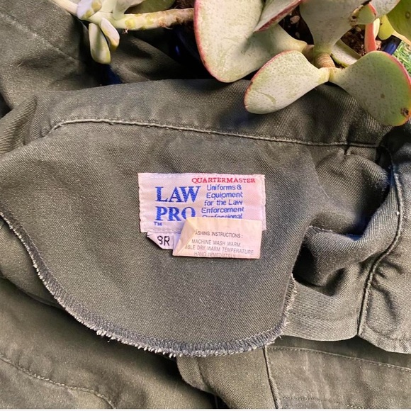 Vintage olive green short sleeved jumpsuit, onesie, flight suit with pockets - Picture 3 of 4